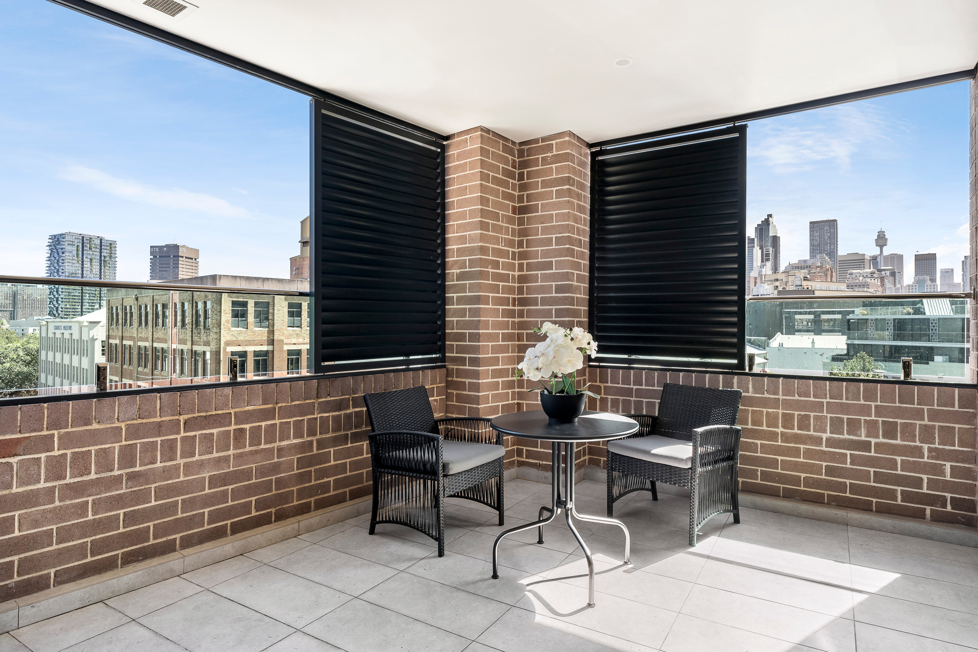 Balcony - One Bedroom Apartment - Urban Rest - Elizabeth St Apartments