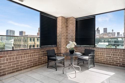 Balcony - One Bedroom Apartment - Urban Rest - Elizabeth St Apartments