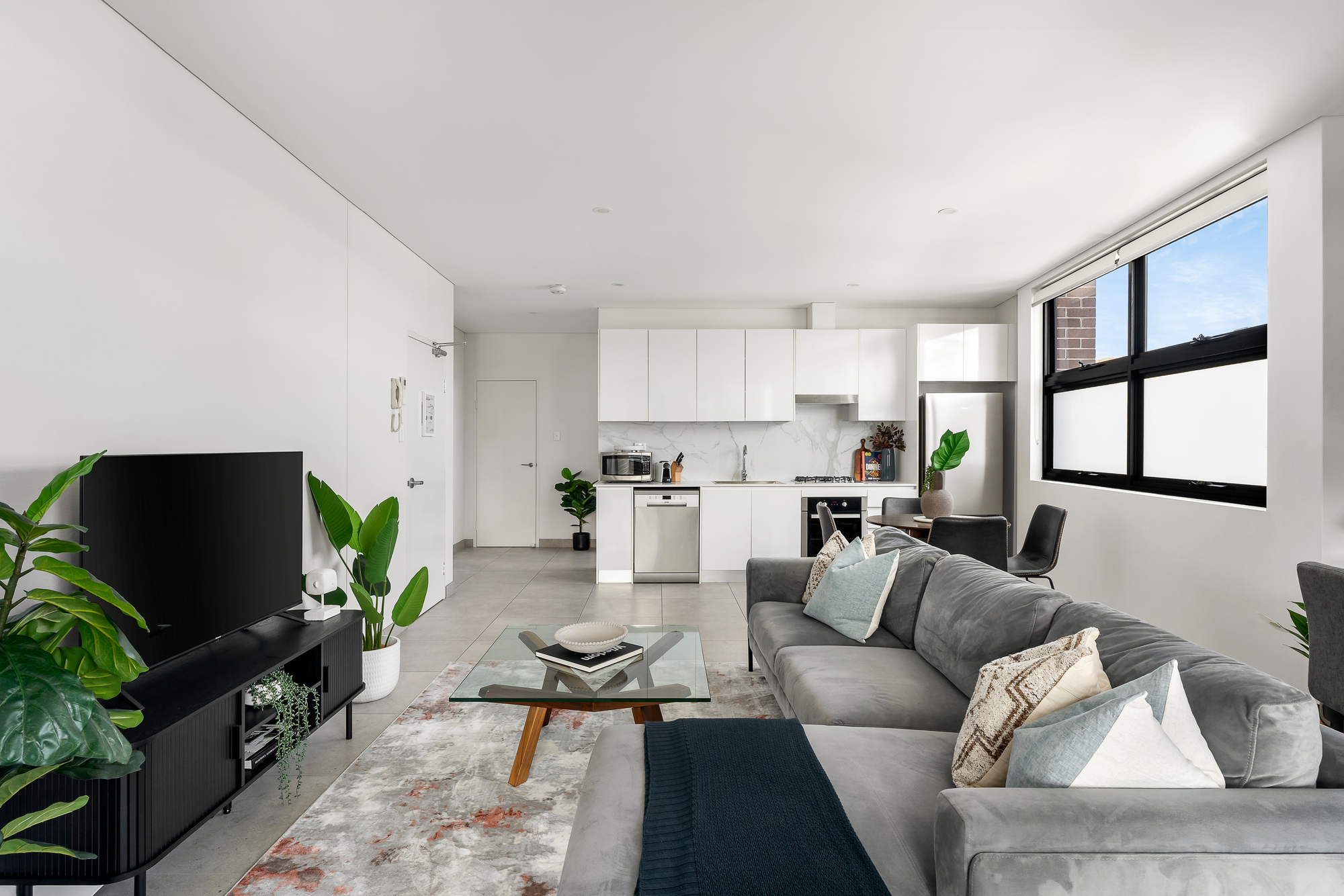 Lounge - One Bedroom Apartment - Urban Rest - Elizabeth St Apartments