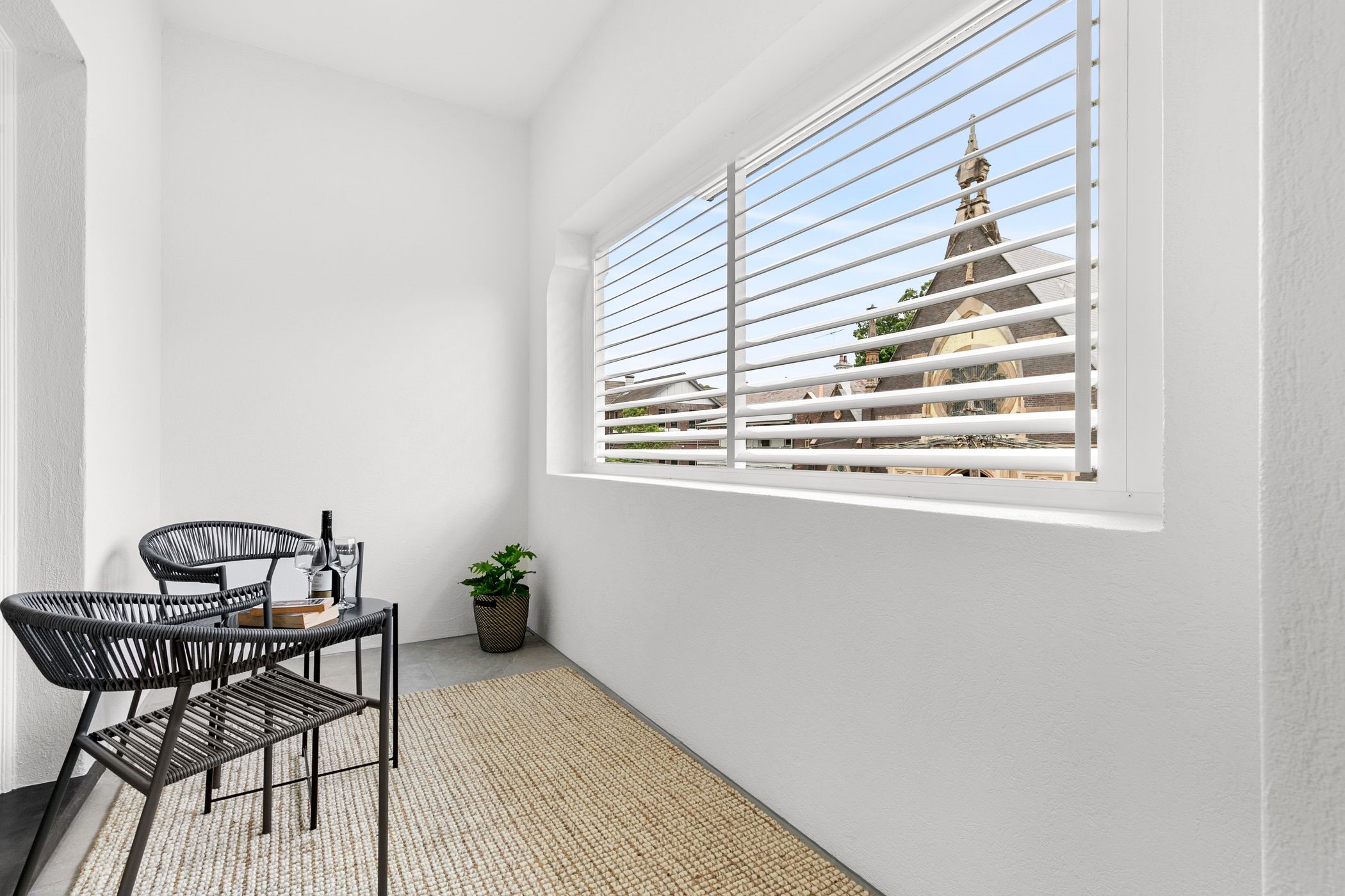 Balcony - Hamilton Lodge Apartments by Urban Rest - Sydney