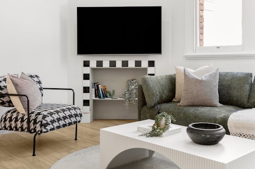 Lounge - Simpson Street Apartments by Urban Rest - Melbourne