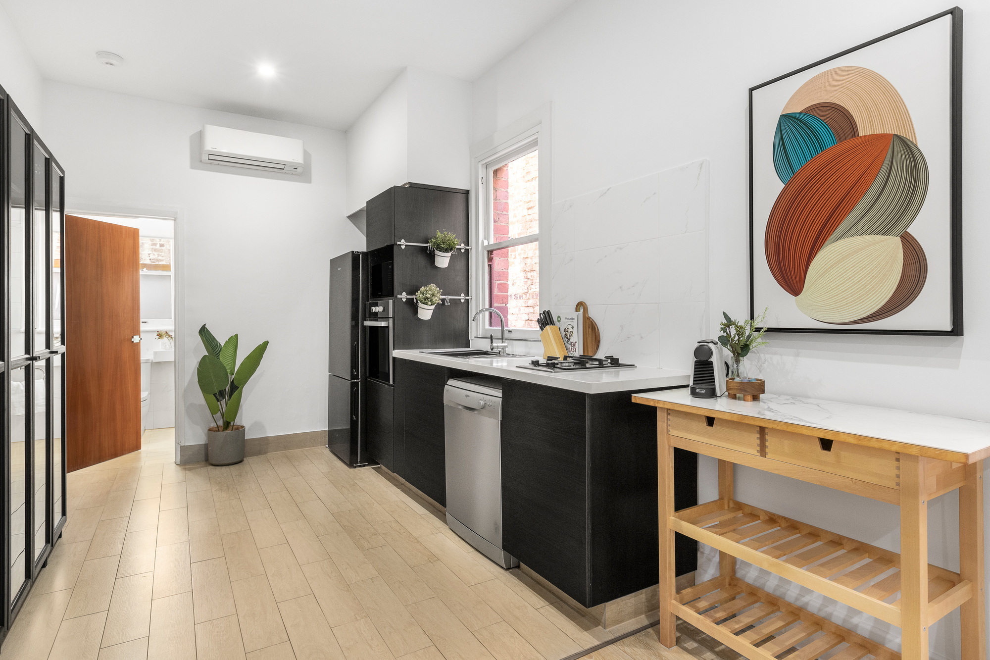Kitchen - Simpson Street Apartments by Urban Rest - Melbourne