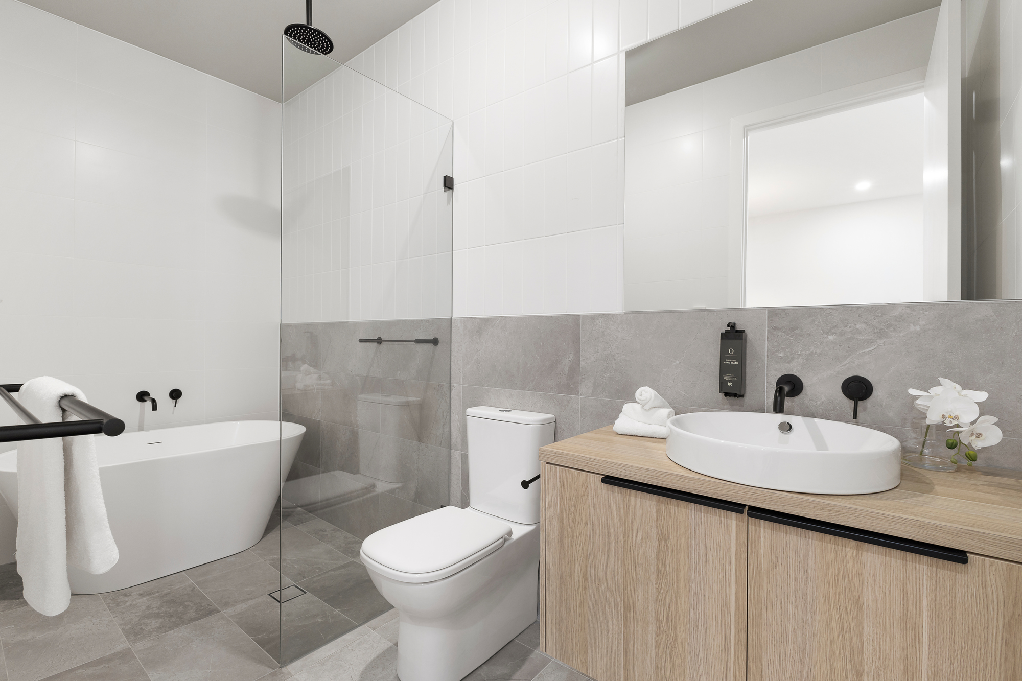 Bathroom - The Otto Apartments by Urban Rest - Adelaide