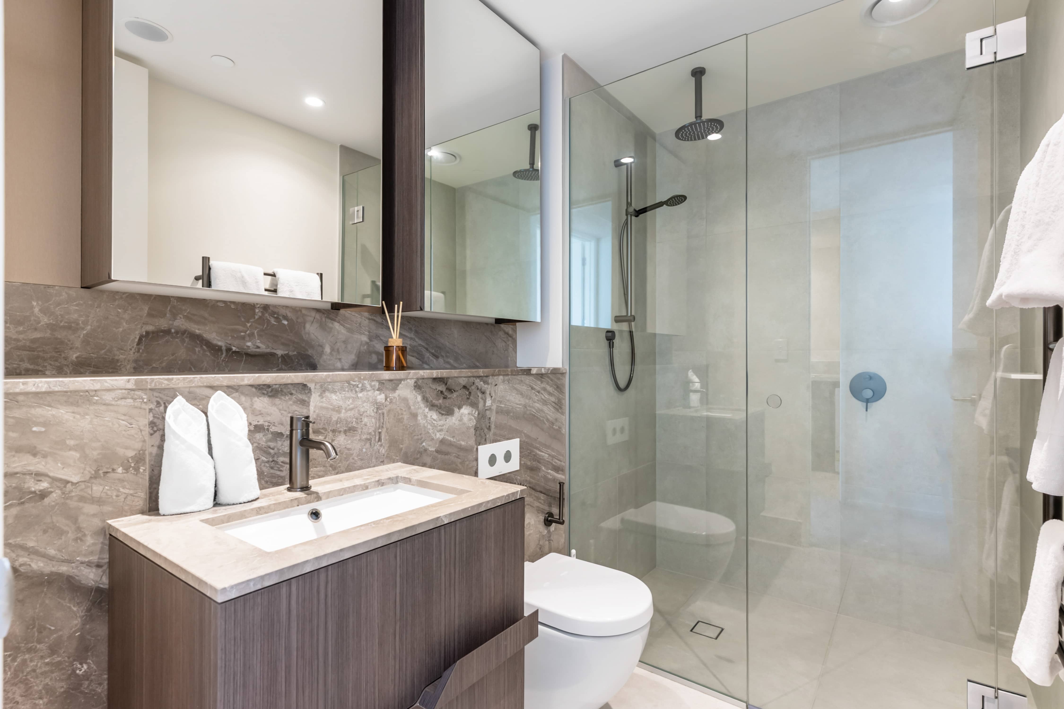 Bathroom - The Pacifica - Auckland