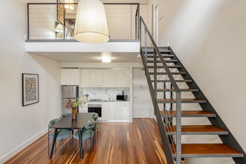 Crown Street Apartments - 1 Bedroom Apartment - Lounge