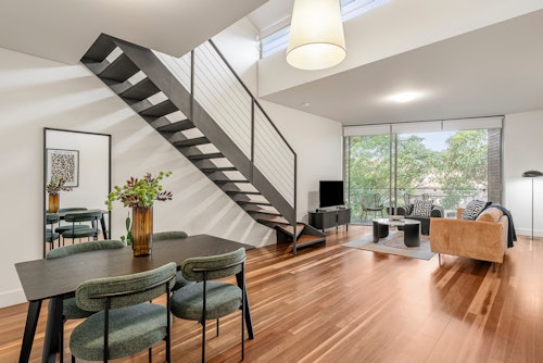 Crown Street Apartments - 1 Bedroom Apartment - Lounge