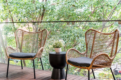 Crown Street Apartments - 1 Bedroom Apartment - Balcony