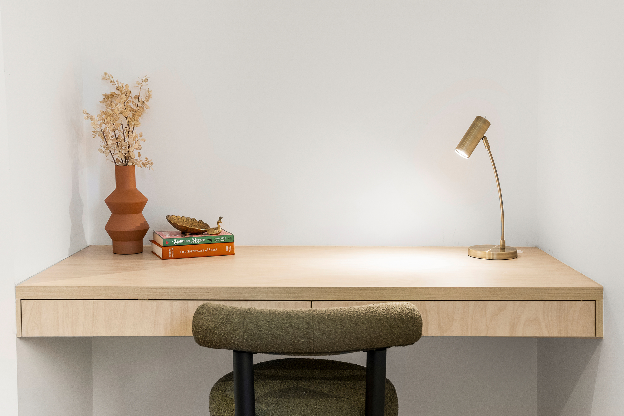 Desk - Hall Street Apartments - Urban Rest