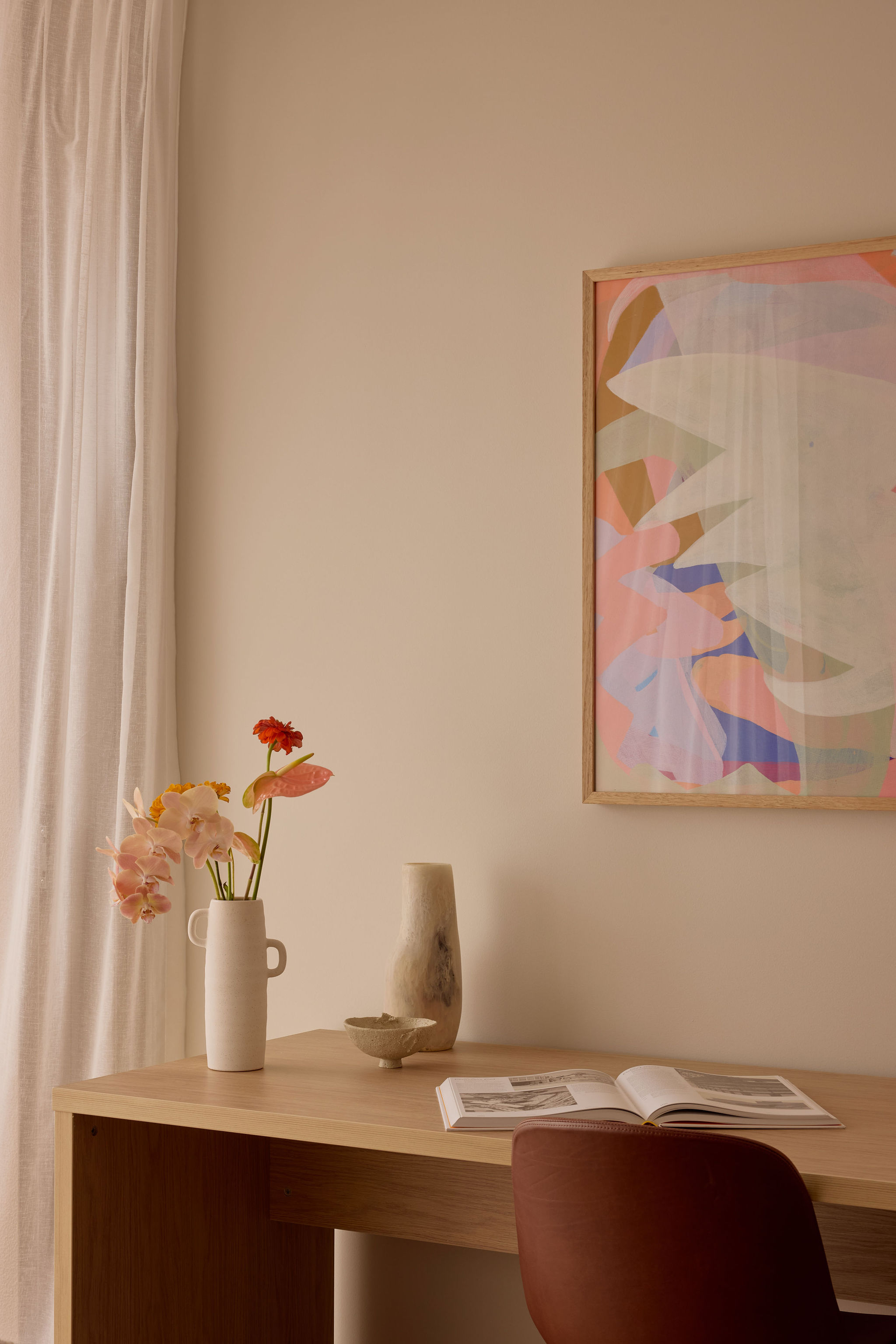 Desk - South Brisbane Apartments by Urban Rest - Urban Rest