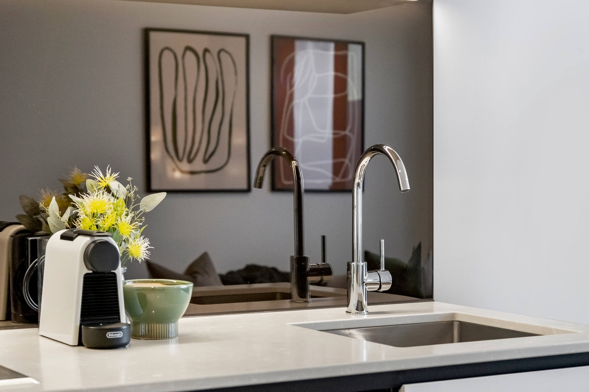 Kitchen - Hobson Apartments by Urban Rest - Urban Rest