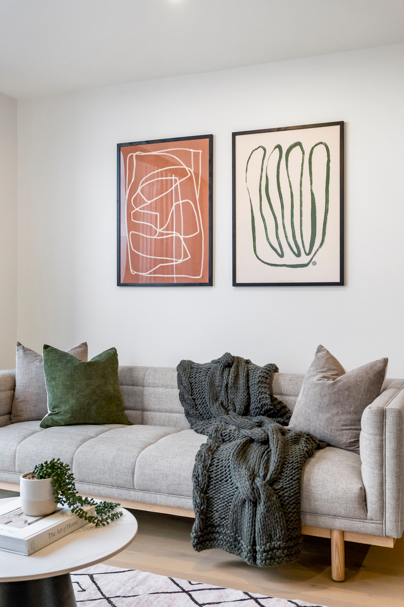 Lounge - Hobson Apartments by Urban Rest - Urban Rest