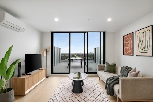 Living - Hobson Apartments by Urban Rest - Urban Rest