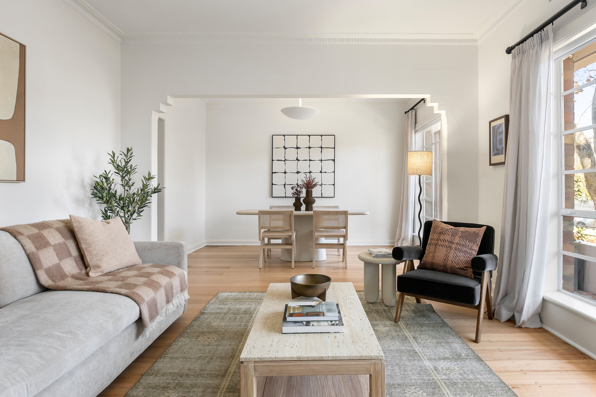 Lounge - Urban Rest Toorak - Urban Rest