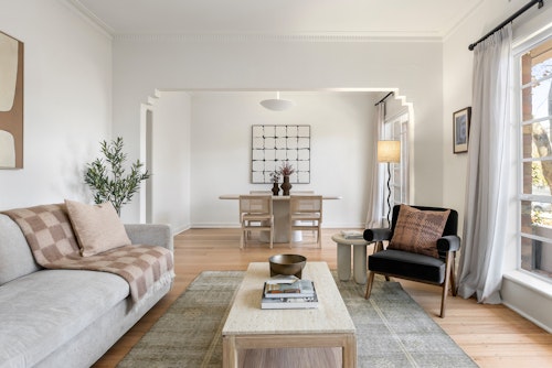 Lounge - Urban Rest Toorak - Urban Rest