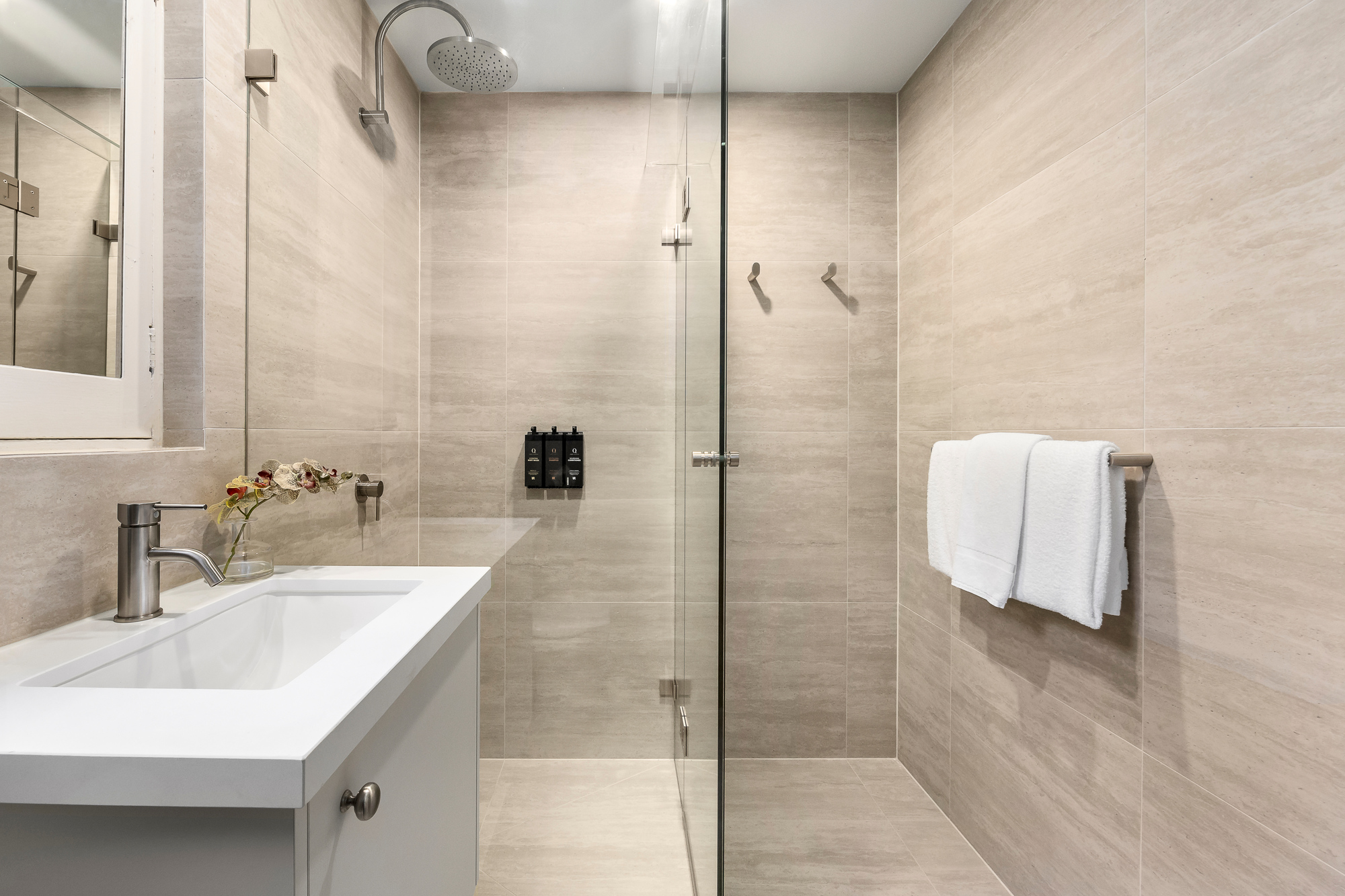 Bathroom - Urban Rest Toorak - Urban Rest