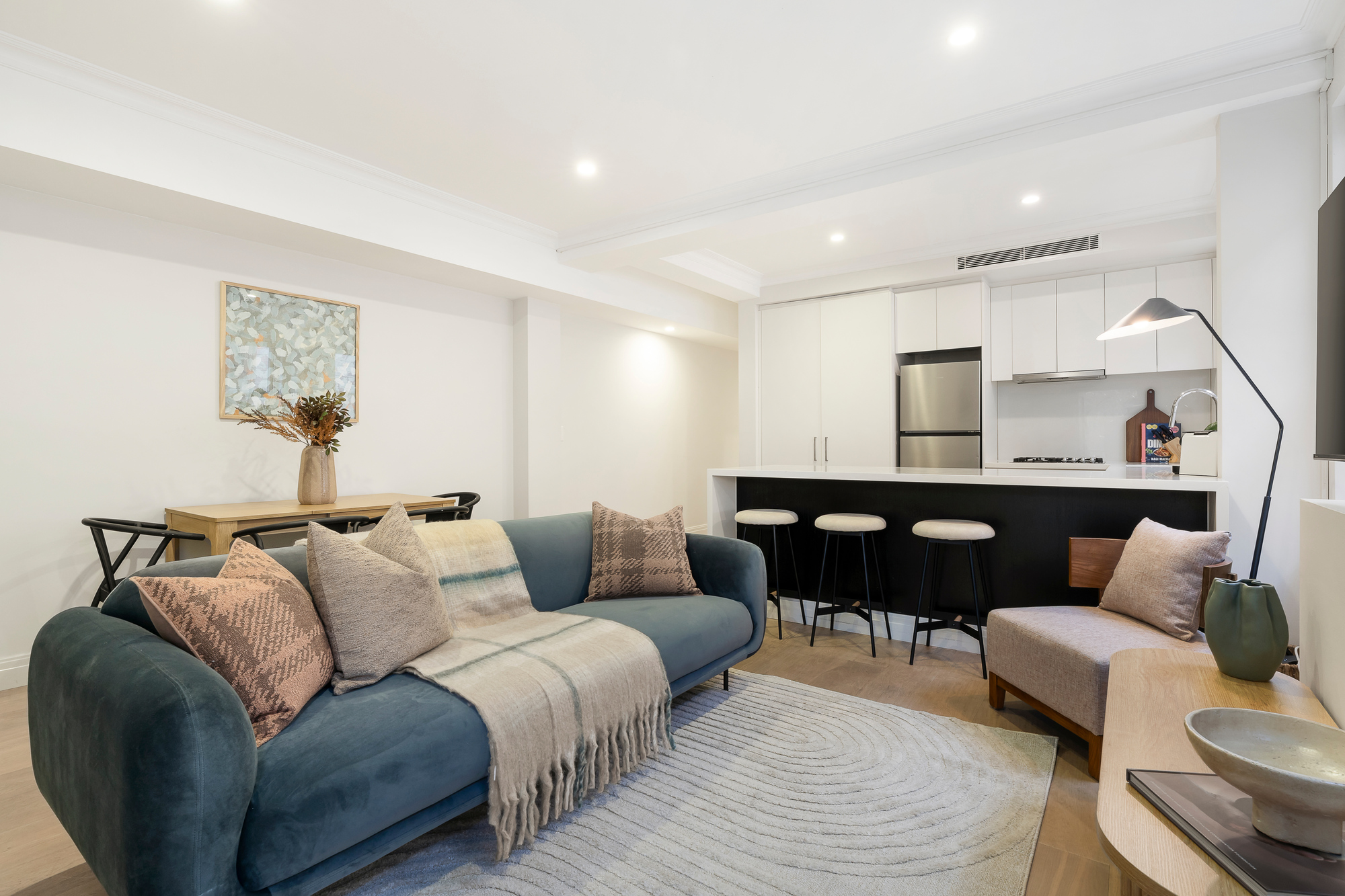 Urban Rest Double Bay Beach - Living