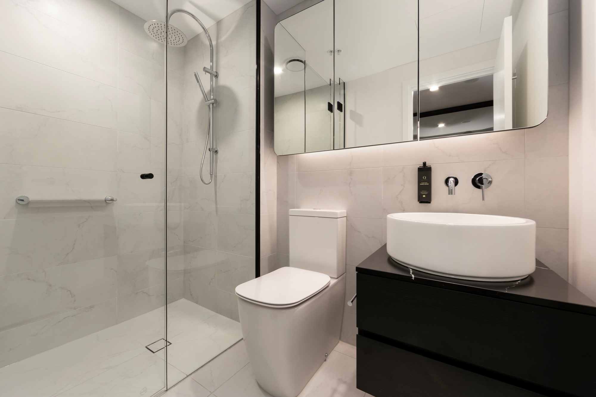 Bathroom - City Road Apartments by Urban Rest - Urban Rest