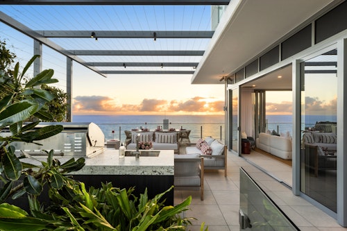 Outdoor Lounge - Remi Residences - Urban Rest