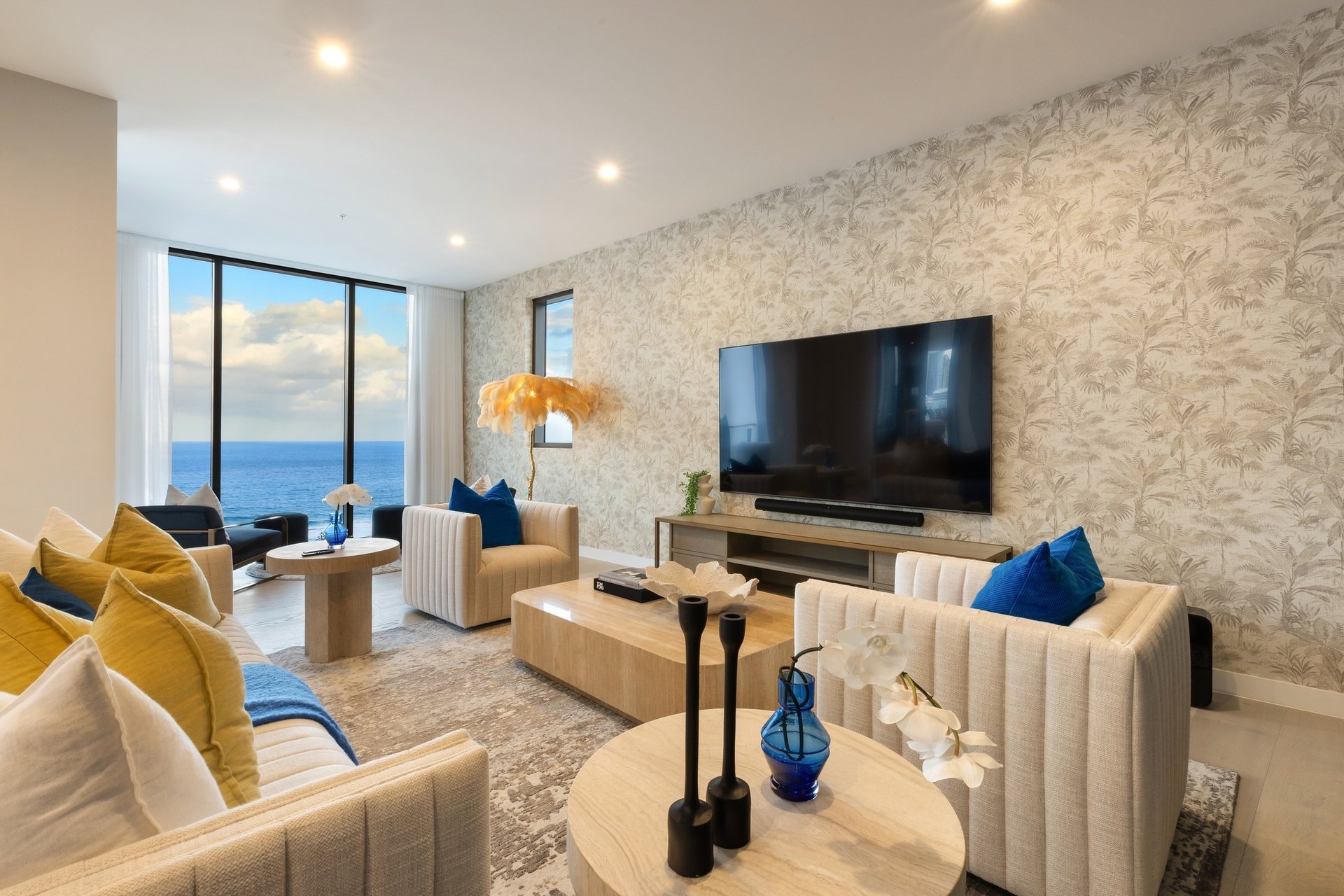 Lounge - Remi Residences - Urban Rest