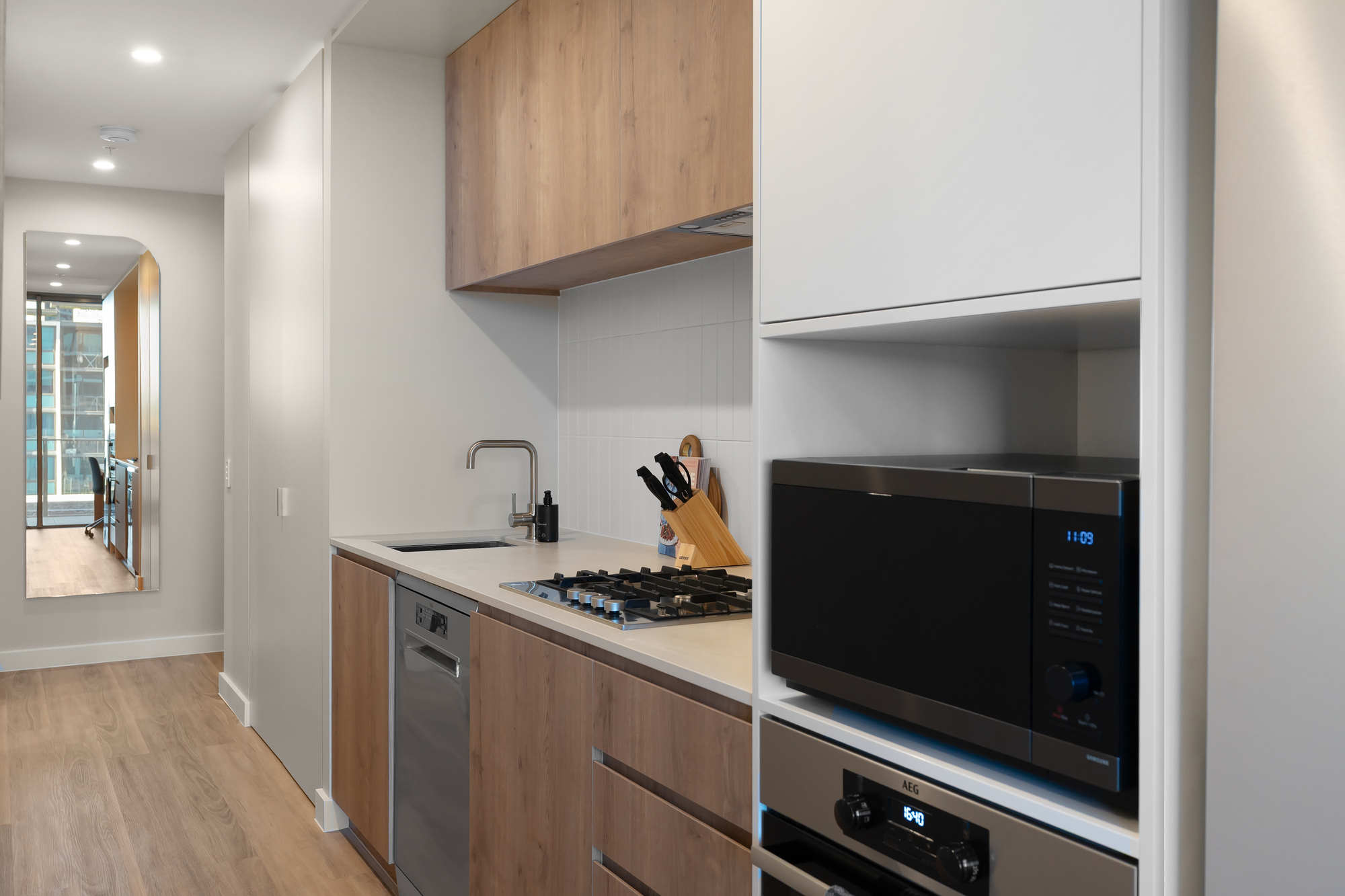 Kitchen - South Brisbane Apartments