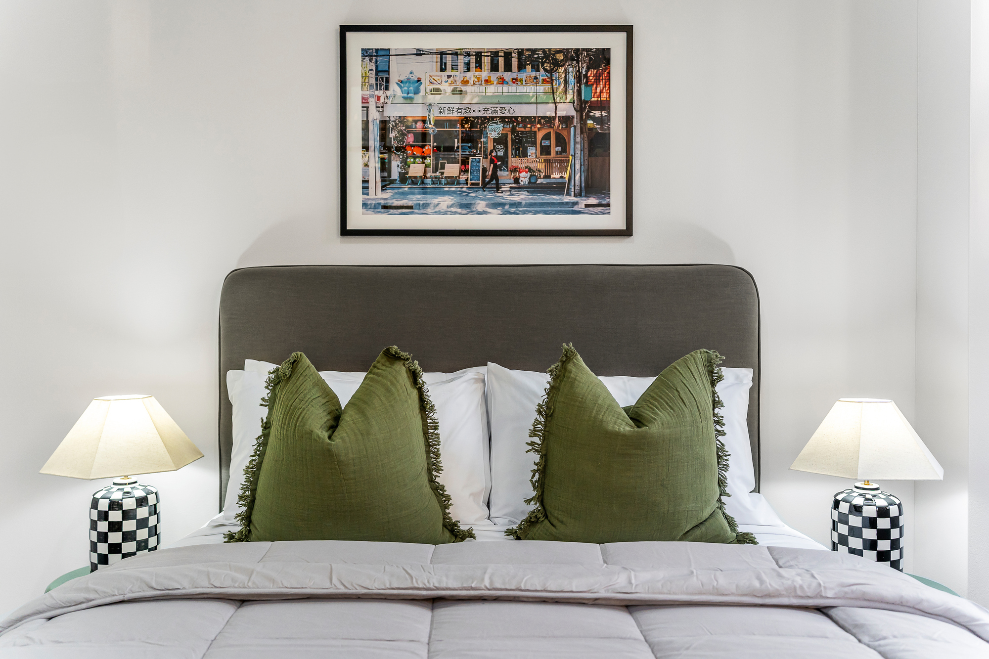 Bedroom - Elizabeth Street Apartments - Urban Rest
