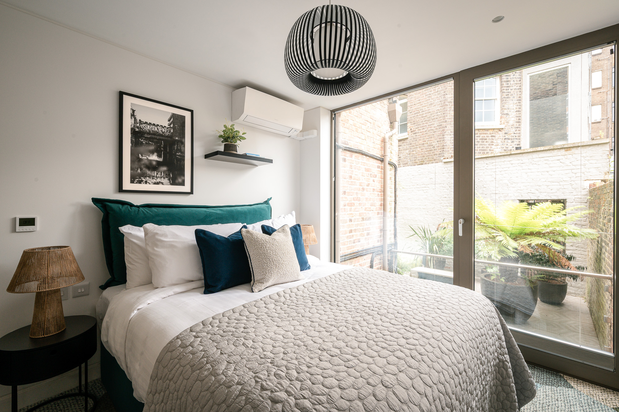 Bedroom - Urban Rest Camden - Urban Rest