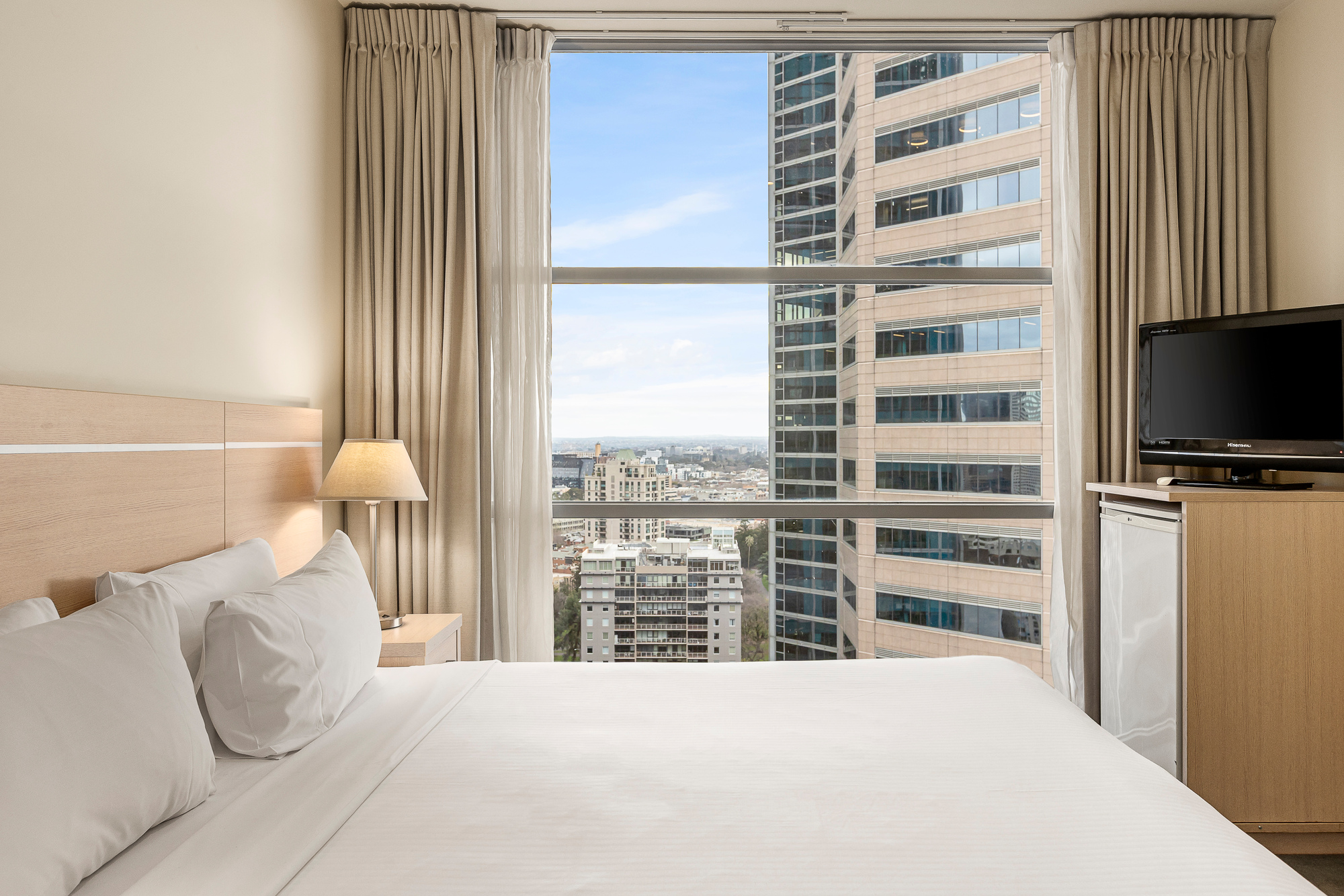 Bedroom - Nolo Apts. Lonsdale Street - Urban Rest
