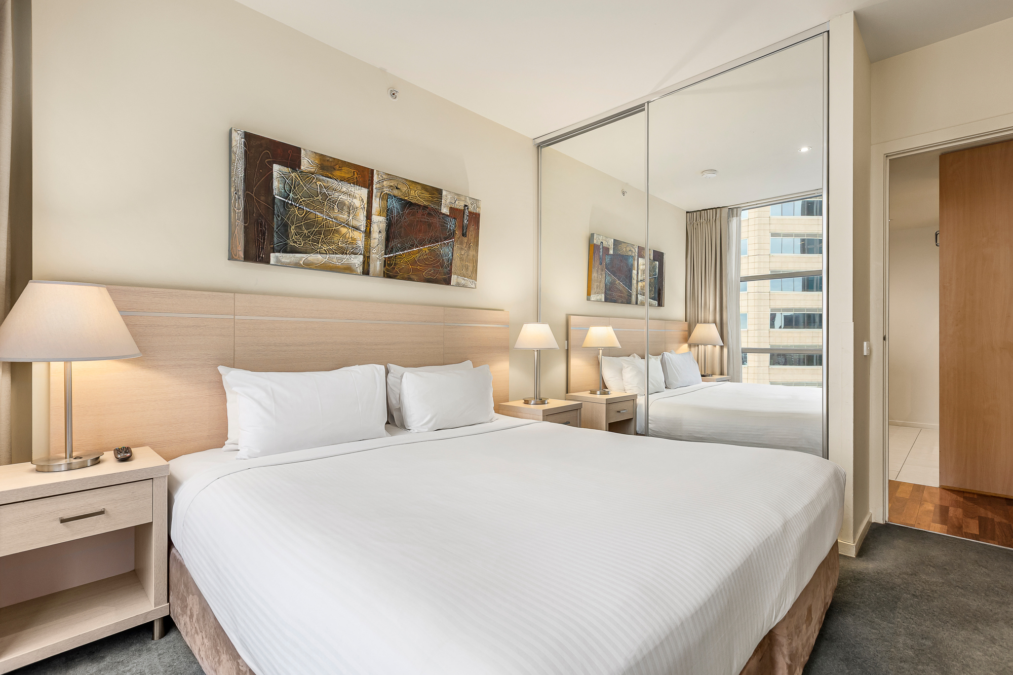 Bedroom - Nolo Apts. Lonsdale Street - Urban Rest