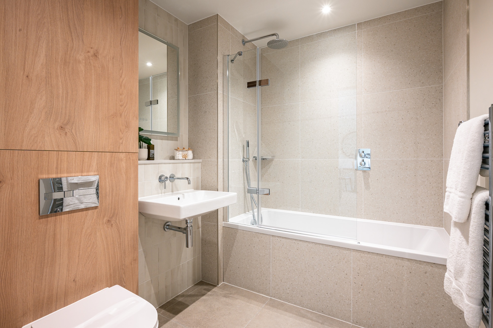 Bathroom - Urban Rest Bermondsey - Urban Rest