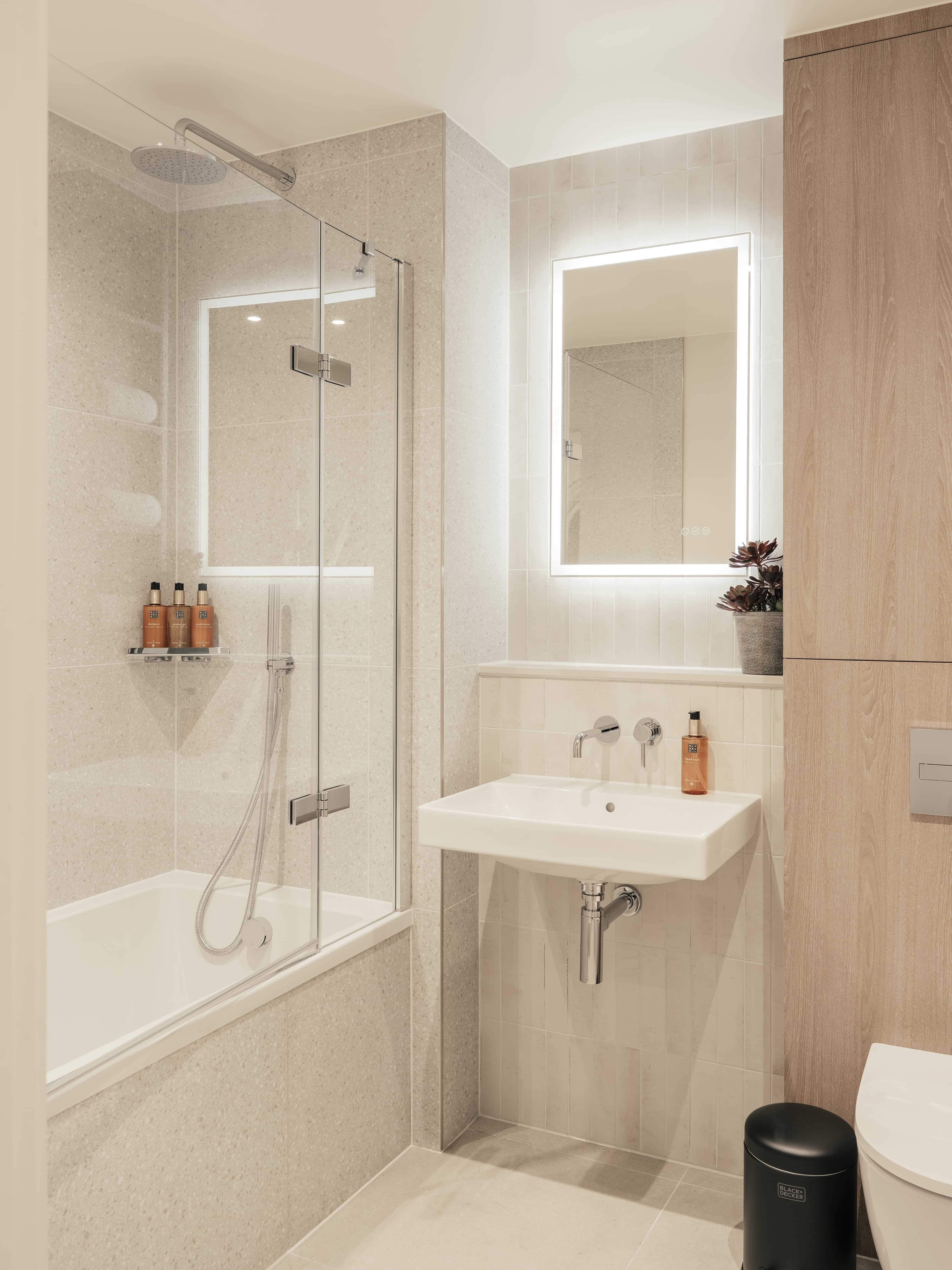 Bathroom  - Urban Rest Bermondsey - Urban Rest