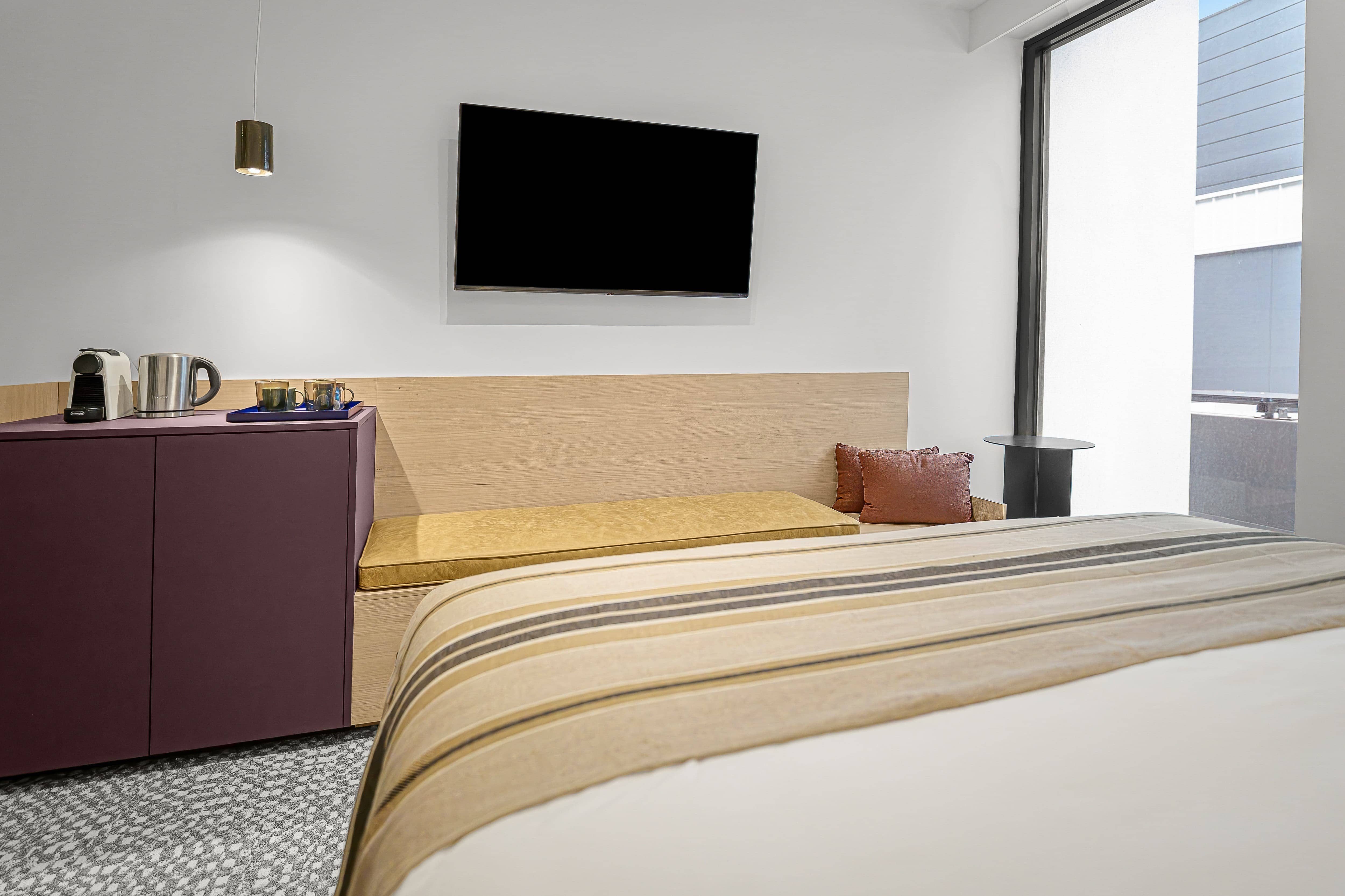 Hotel Room - Urban Rest Hackney Hotel - Urban Rest