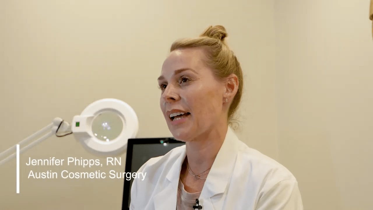 a screen shot of RN Jennifer Phipps talking in an interview