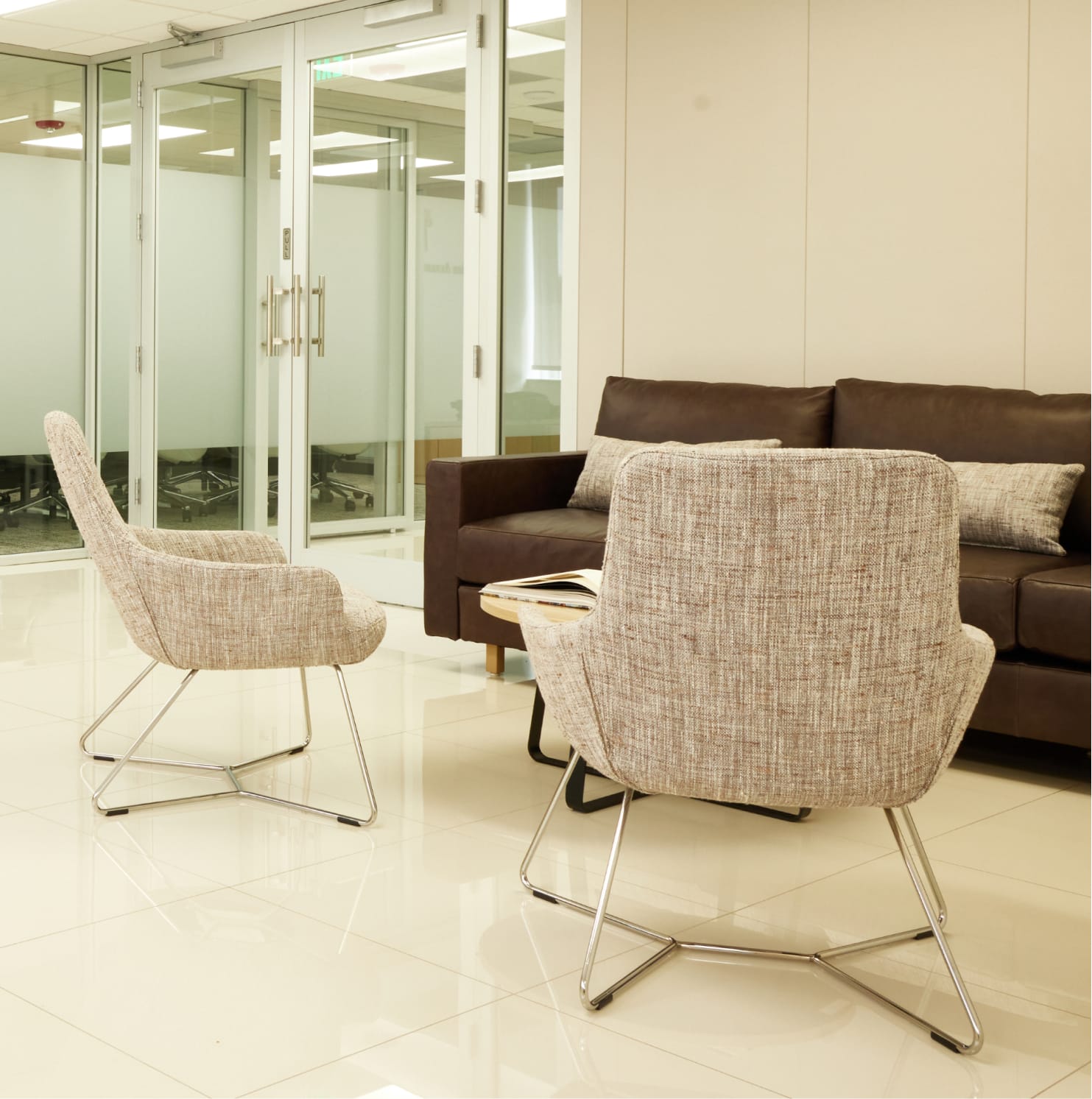 1672966718-office-4.jpg?auto=format