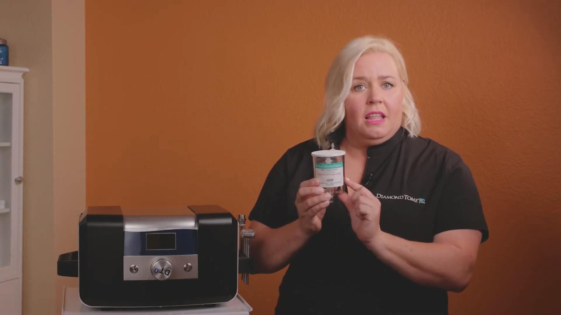 Heidi Martin with DiamondTome demonstrating their products