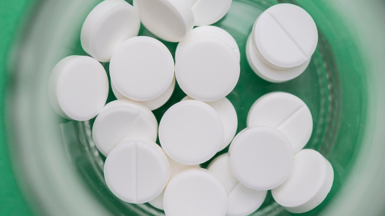 Was ist Clenbuterol? Bild von mehreren Tabletten, wobei es sich um Clenbuterol handelt.