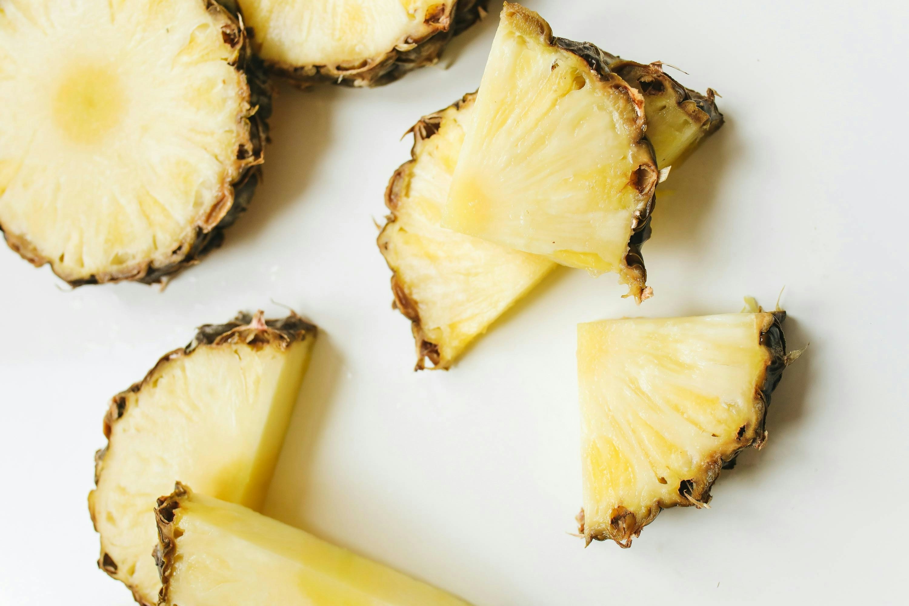 Ananas ist mehr als nur eine köstliche Frucht. Sie ist eine Quelle vielfältiger gesundheitlicher Vorteile für dich.