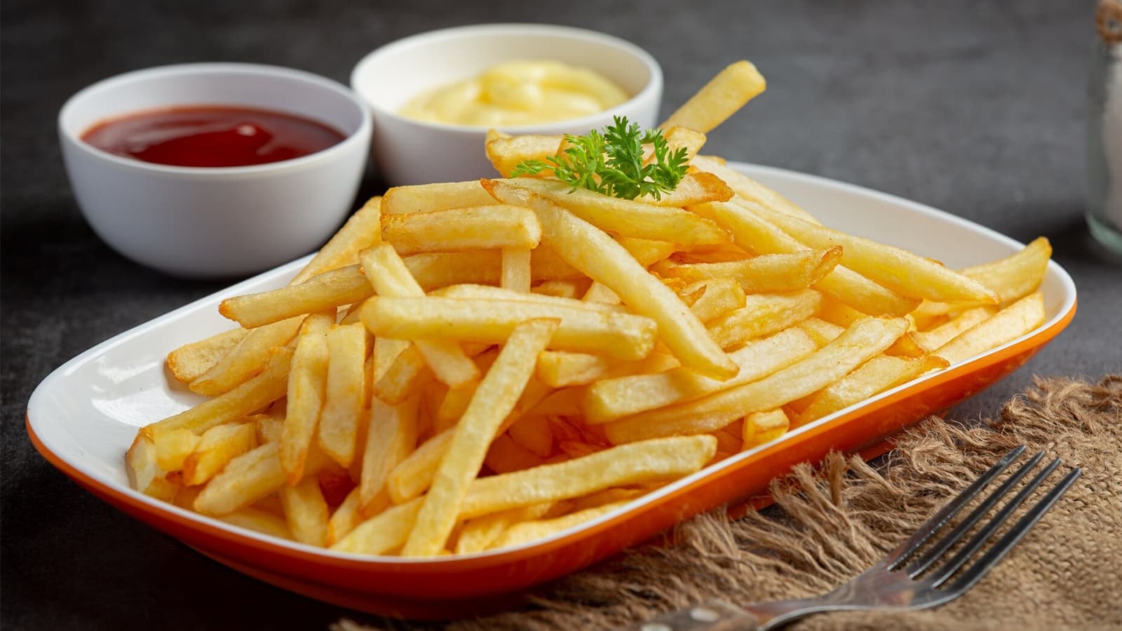 Wie viele Kalorien haben Pommes? 🍟 DROPTIME Supplements