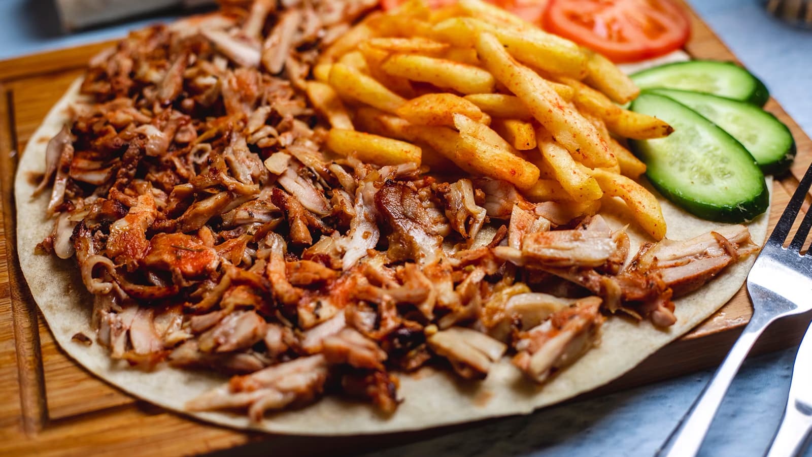 Ein Dürüm Döner kann eine köstliche und sättigende Mahlzeit sein, die durchaus Platz in einer gesunden Ernährung finden kann.