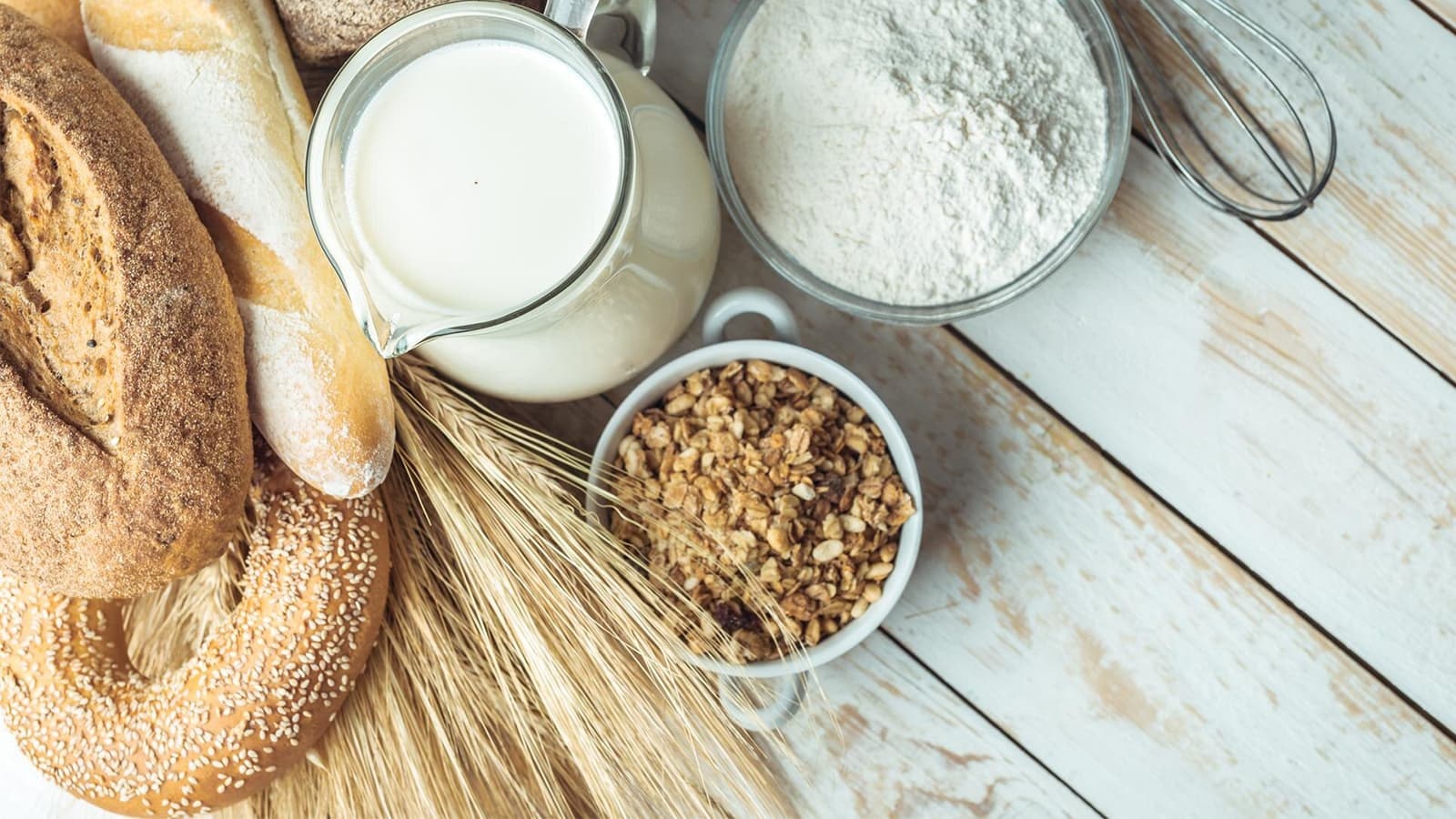 Kohlenhydrate sind ein essenzieller Bestandteil einer ausgewogenen Ernährung und spielen eine zentrale Rolle in der Fitness. Kohlenhydrate liefern die notwendige Energie für Workouts.