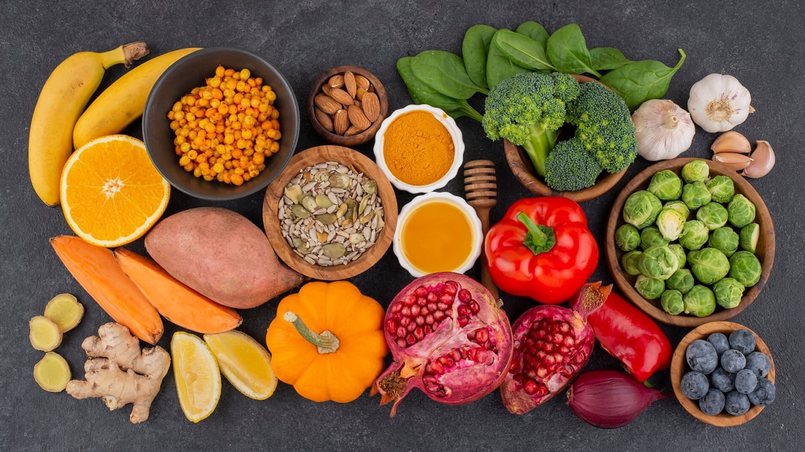 Antioxidantien spielen eine entscheidende Rolle für die Gesundheit. Eine Ernährung, die reich an Antioxidantien ist, kann helfen, den Körper vor den schädlichen Auswirkungen des oxidativen Stresses zu schützen.