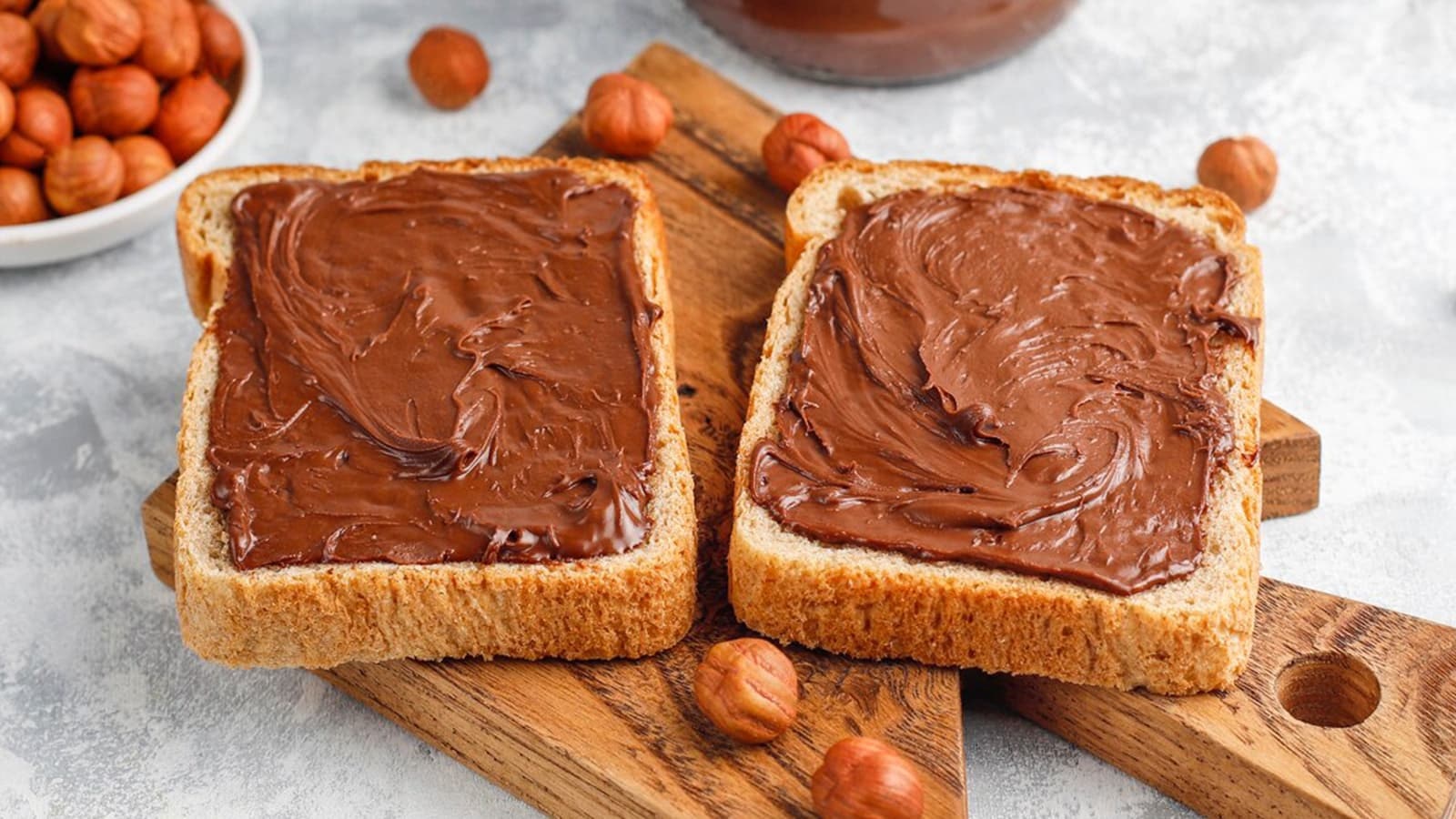 Wie viele Kalorien hat Nutella? So ungesund ist es wirklich!