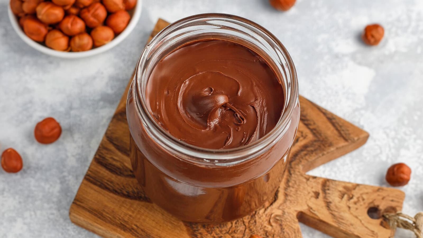 Wie viele Kalorien hat Nutella? So ungesund ist es wirklich!