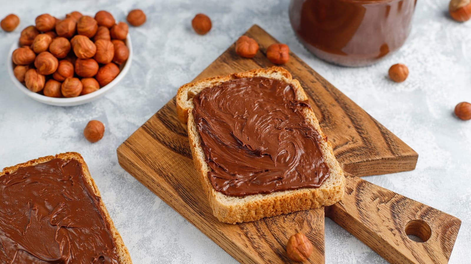 Wie viele Kalorien hat Nutella? So ungesund ist es wirklich!