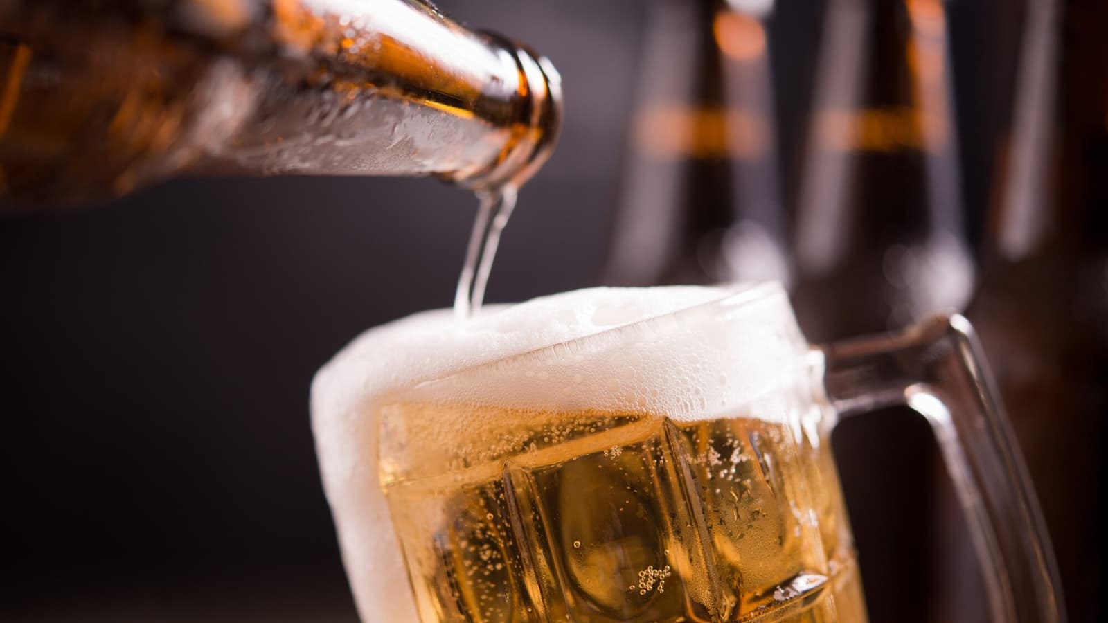Alkohol & Sport - Ist Muskelaufbau so möglich?
