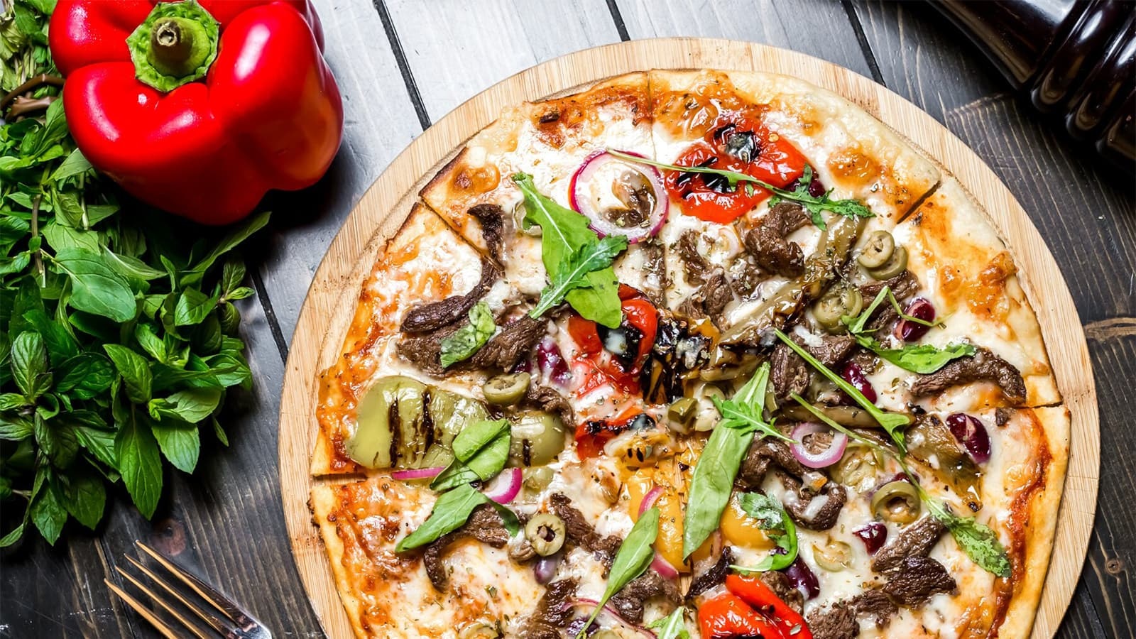 Wie viel Eiweiß hat eine Pizza?