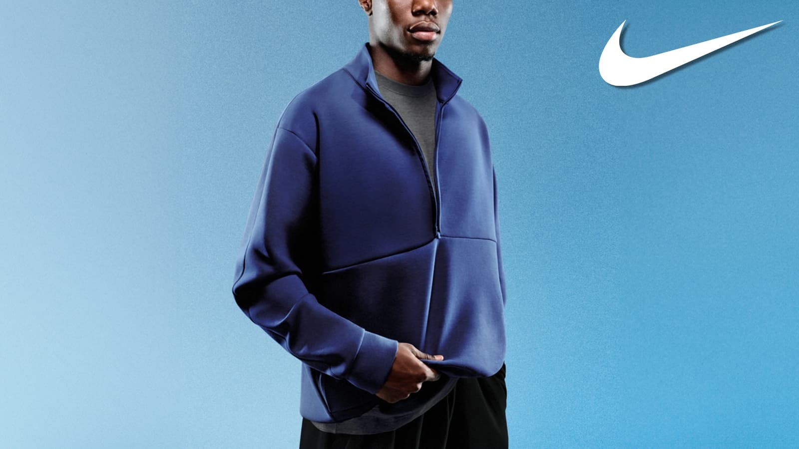 Ein Outfit der Nike 24.7 Collection und ein Nike Logo in der Ecke.