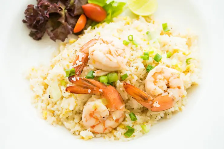 LOw Carb Abendessen, Blumenkohlreis mit garnele