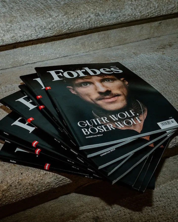 Bild vom Cover von Forbes wo Christian Wolf zu sehen ist