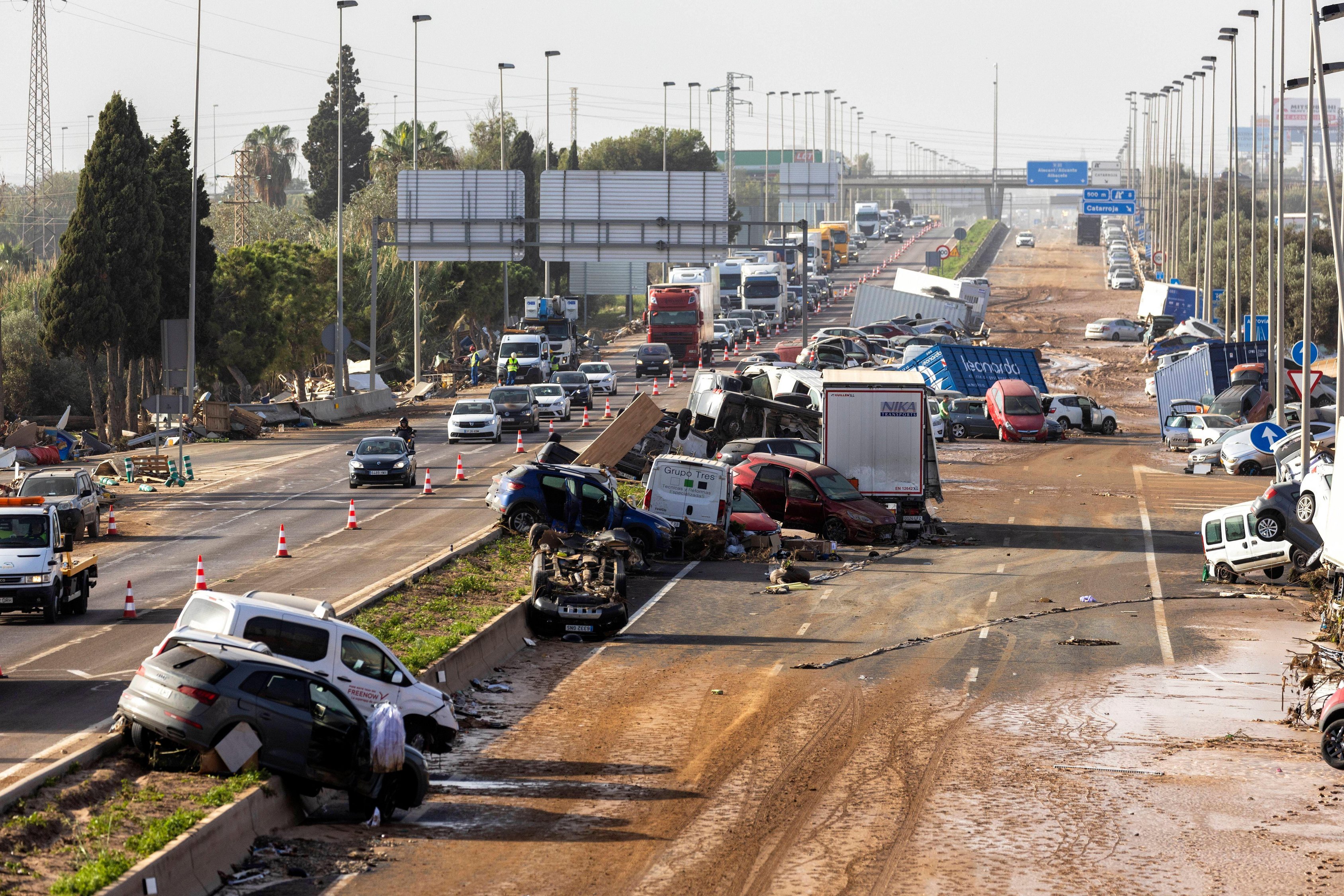 Photo of a road with crashed cars and mud, result of the intense floods that hit the city. Valencia, Spain. 01st Nov, 2024