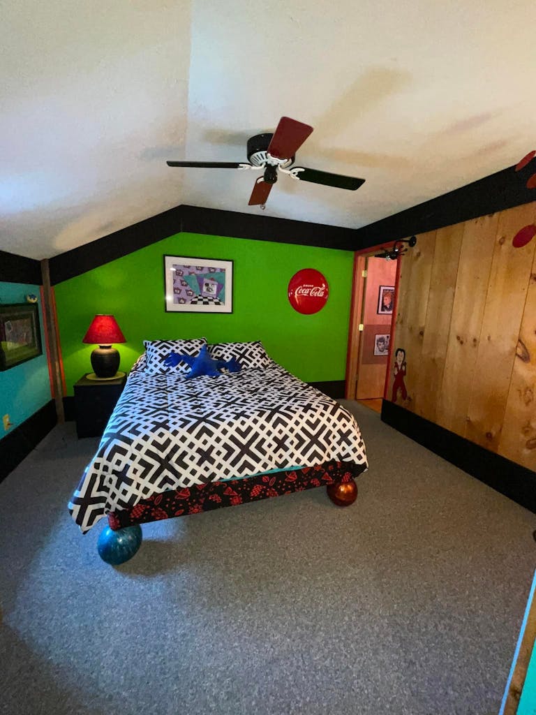 Looney Rooms Rentals Ellicottville, NY